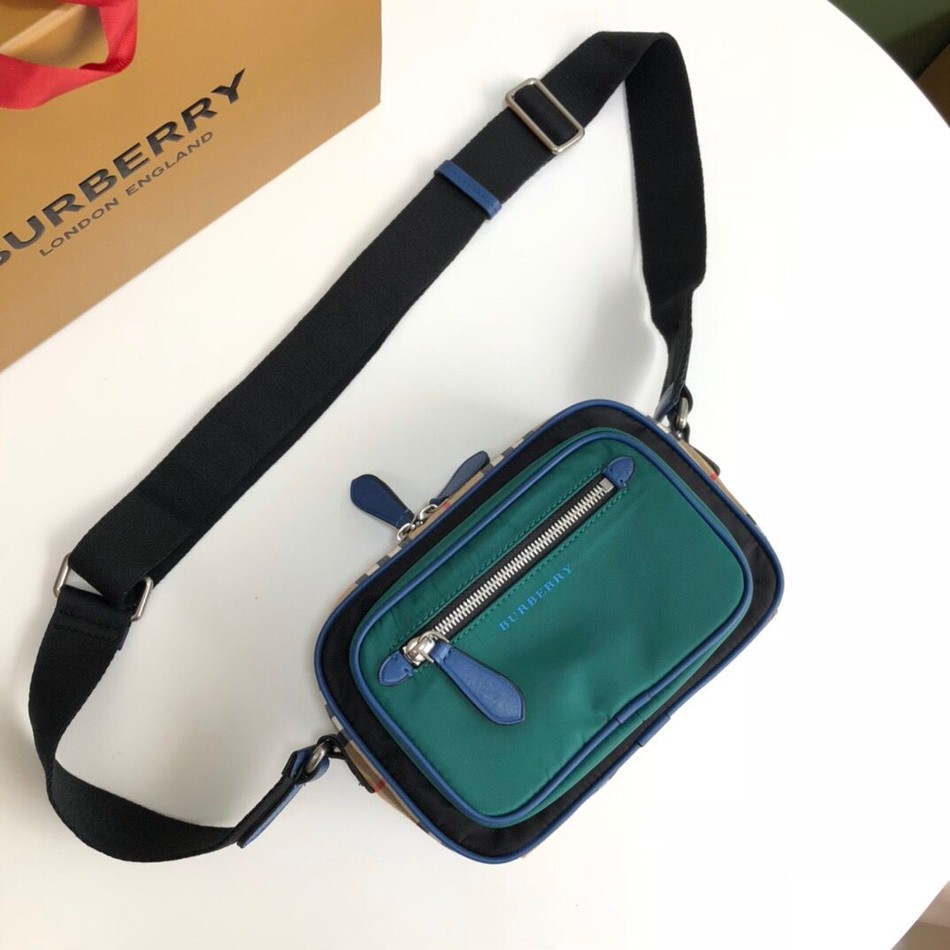 Burberry camera bag