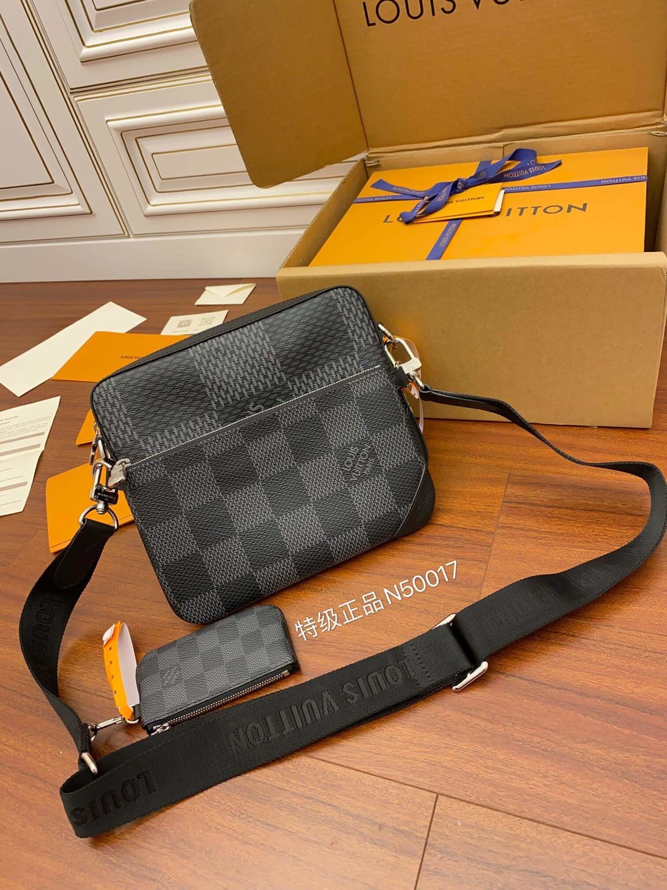 Louis Vuitton Trio three-in-one messenger bag black grid N50017