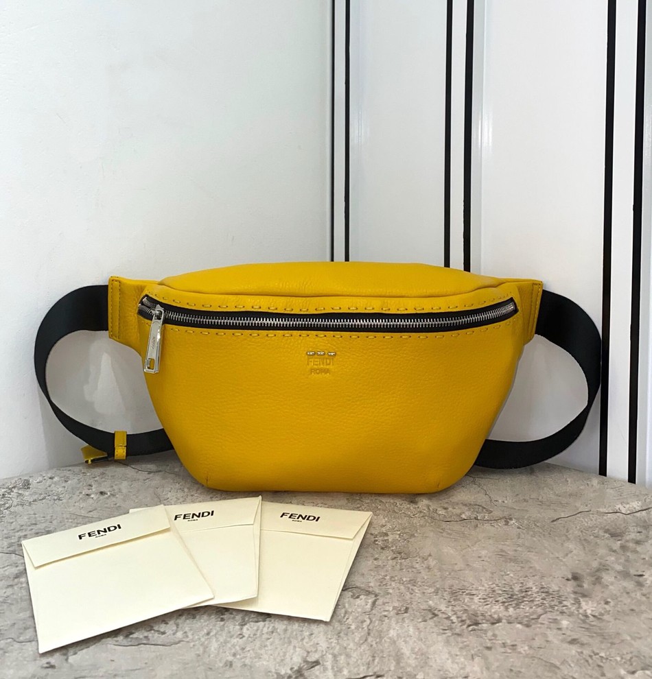 Fendi Logo leather multifunctional belt bag/chest bag