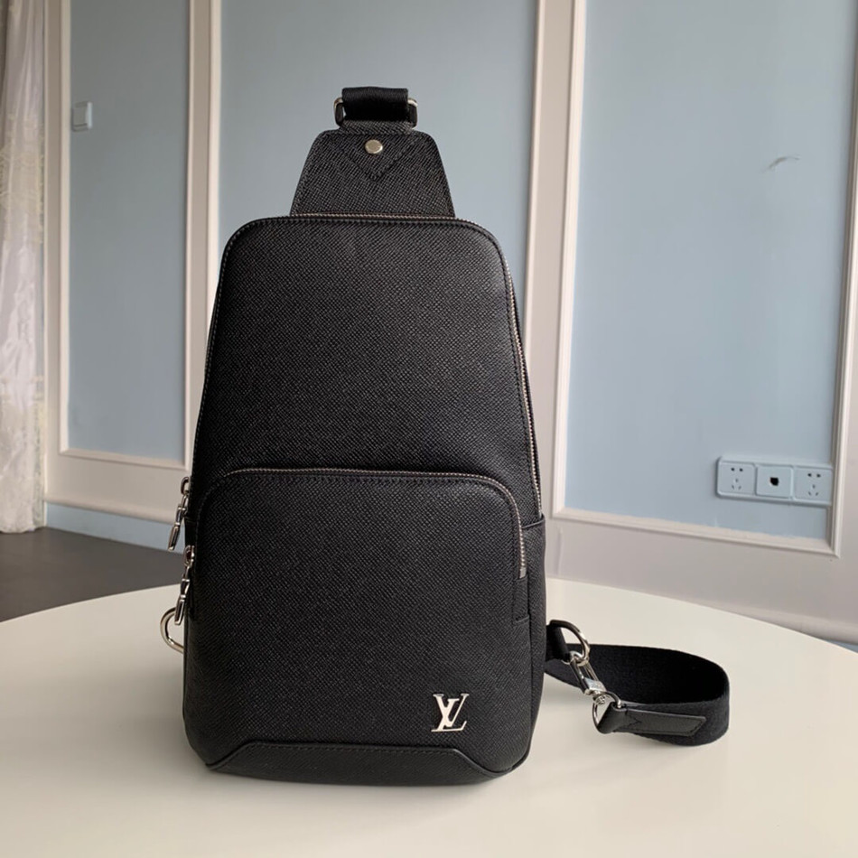 Louis Vuitton Avenue Sling Bag M30443