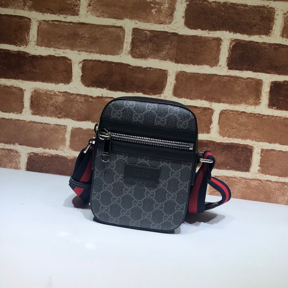 Gucci canvas messenger bag