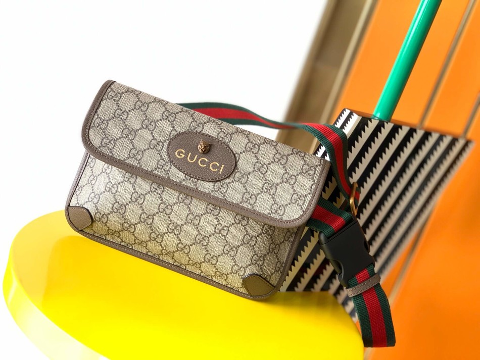 Gucci canvas GG waist bag chest bag shoulder messenger bag men s bag