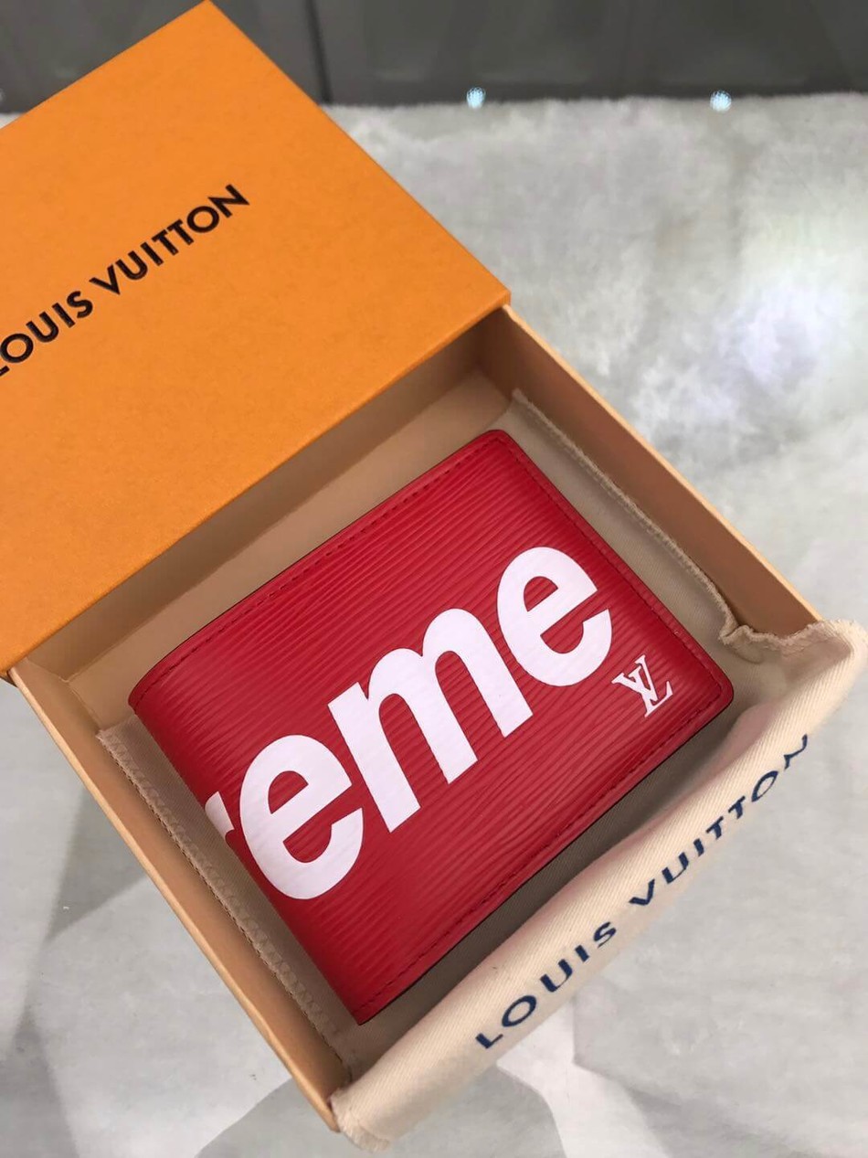Louis Vuitton Supreme wallet M60339