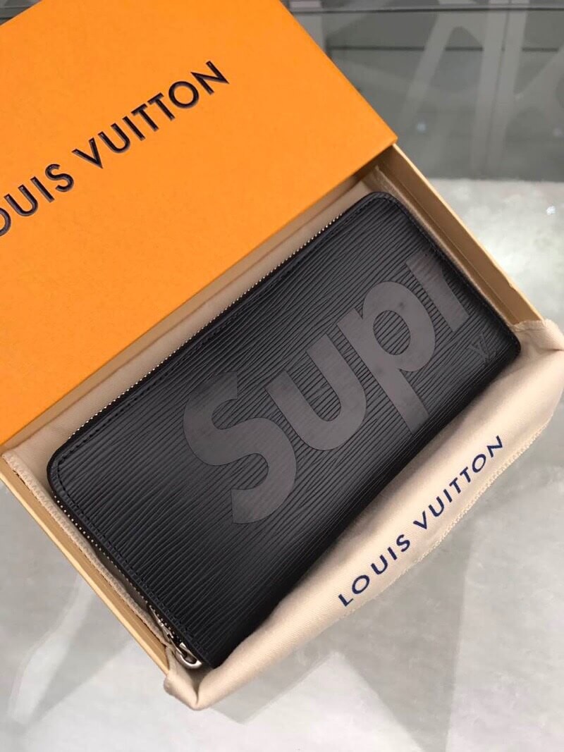 Louis Vuitton Supreme wallet M60072