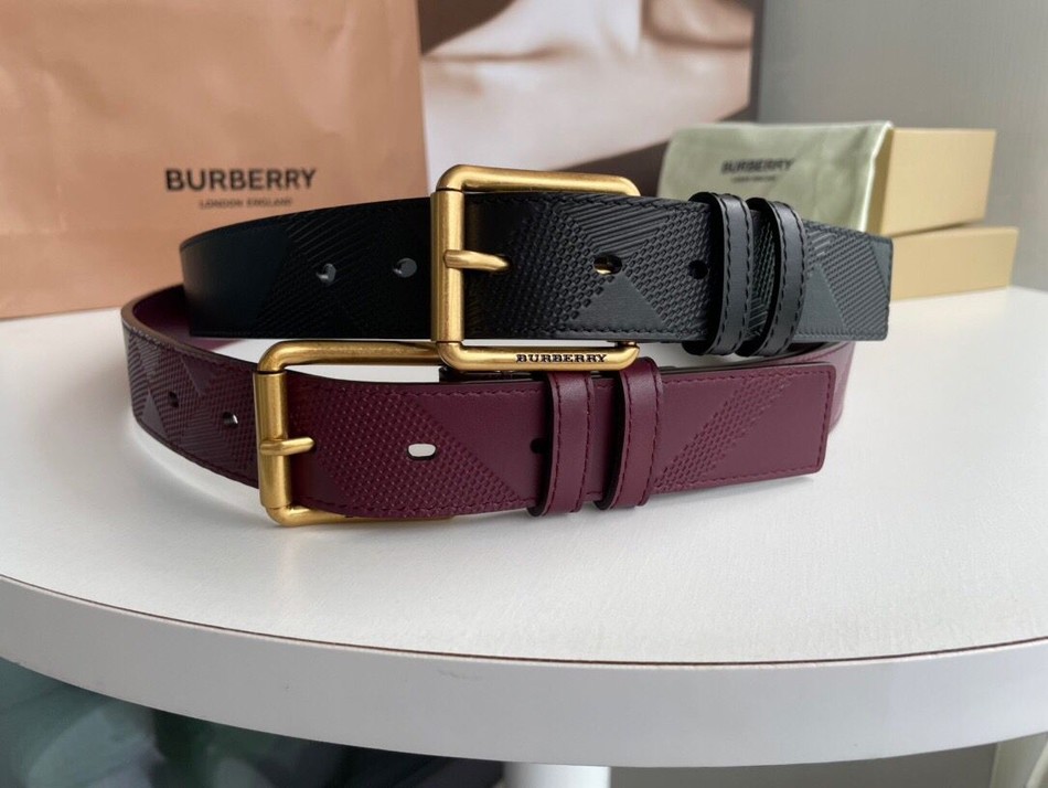Burberry cowhide embossed check pattern men s pin buckle belt