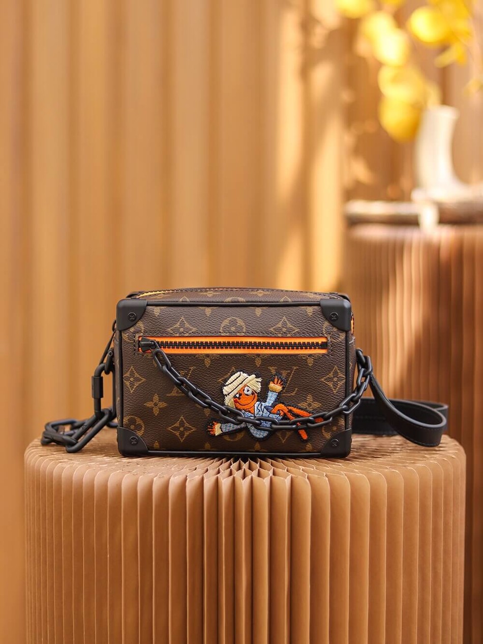 Louis Vuitton Mini Soft Trunk Doll Pattern Chain Bag M80159