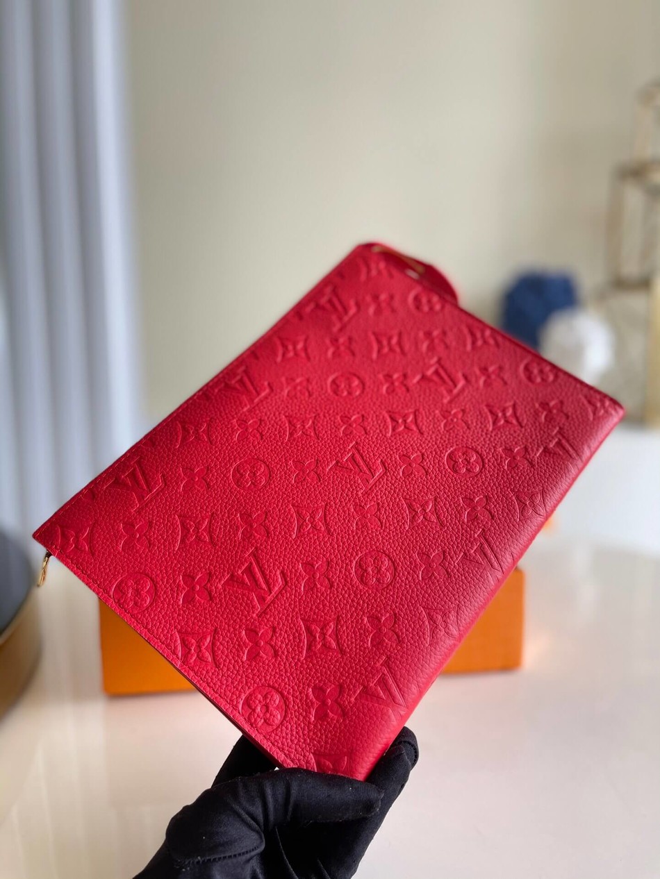 Louis Vuitton Pochette Toilette 26 Clutch M45666