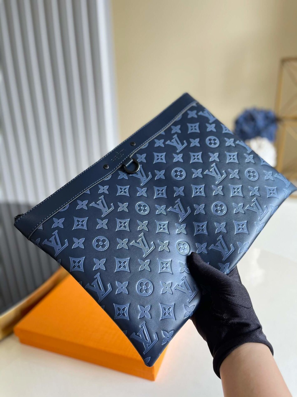 Louis Vuitton Discovery Pochette Large Clutch M80425