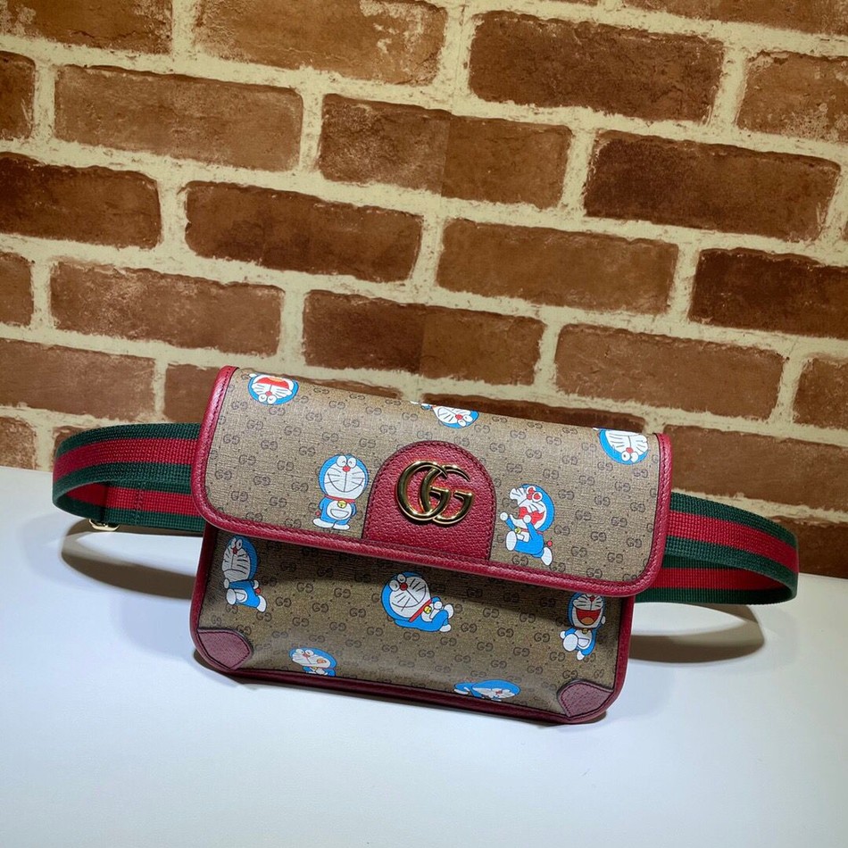 Gucci Doraemon x Gucci joint series belt bag