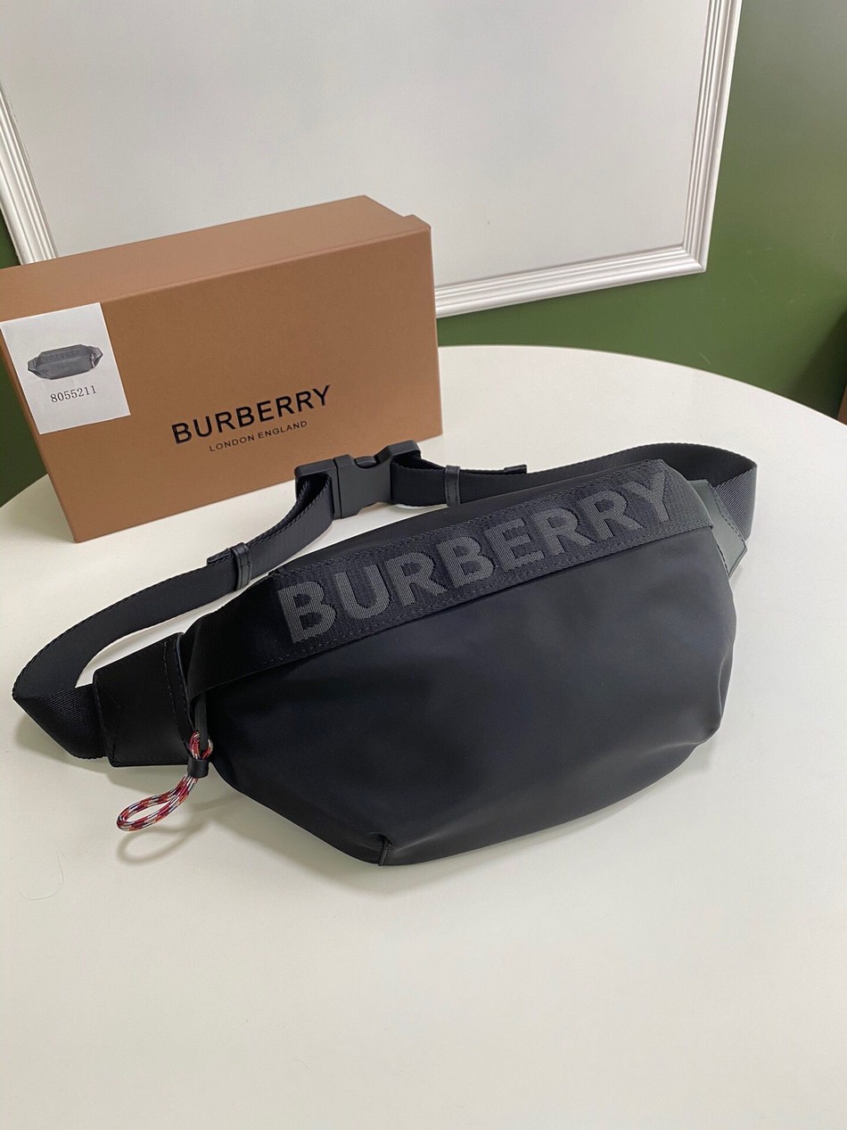 Burberry nylon belt bag