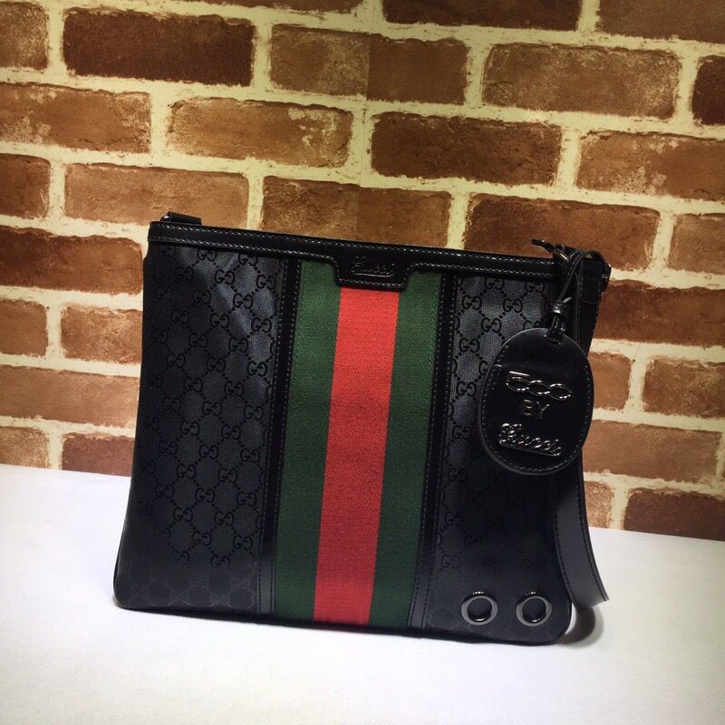Gucci GG imprime men s medium crossbody bag