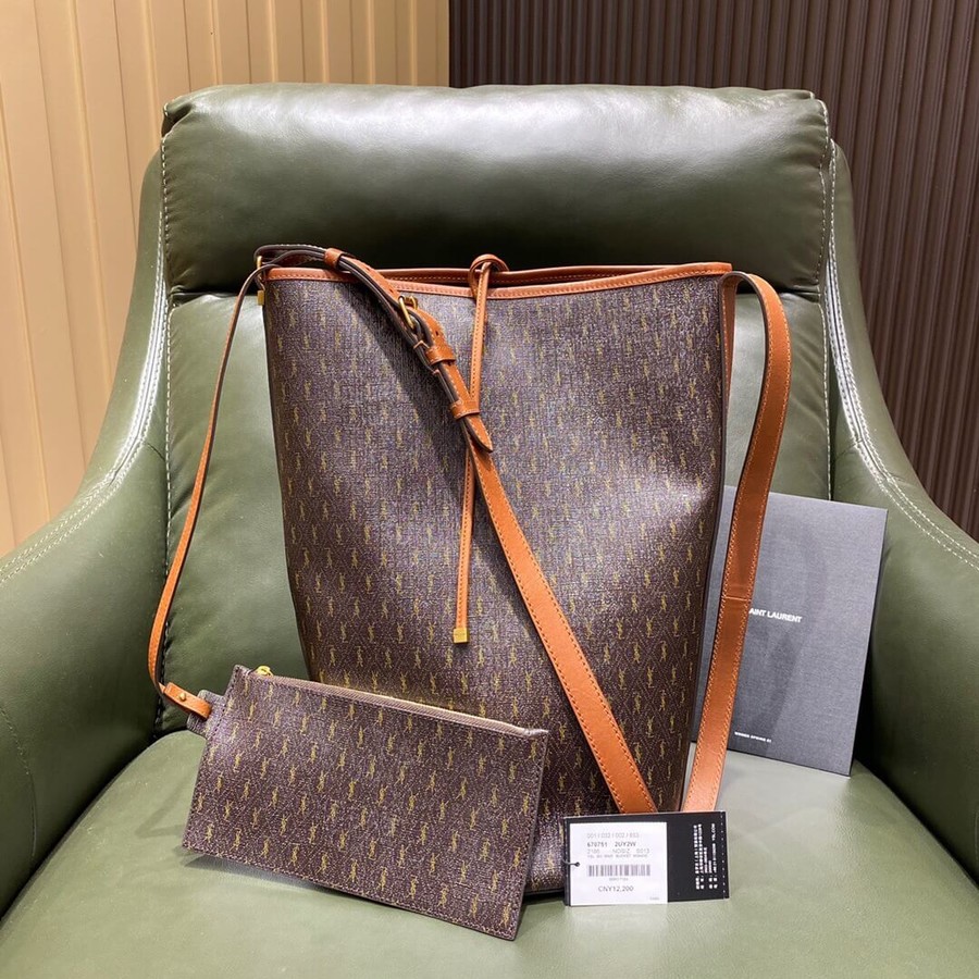 Saint Laurent Ysl Le Monogramme bucket bag 670751