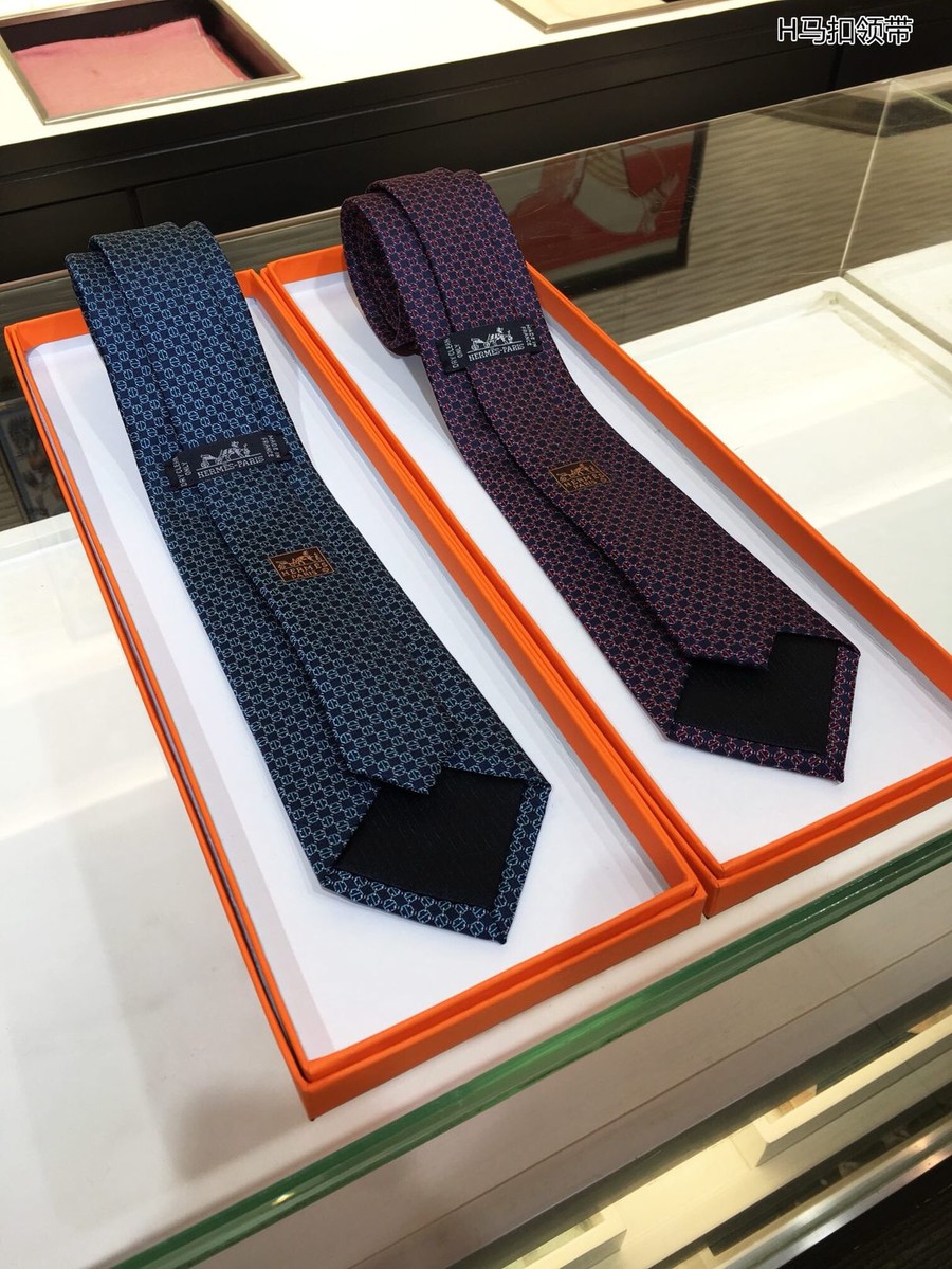 Hermes 100% top twill silk H horse buckle tie