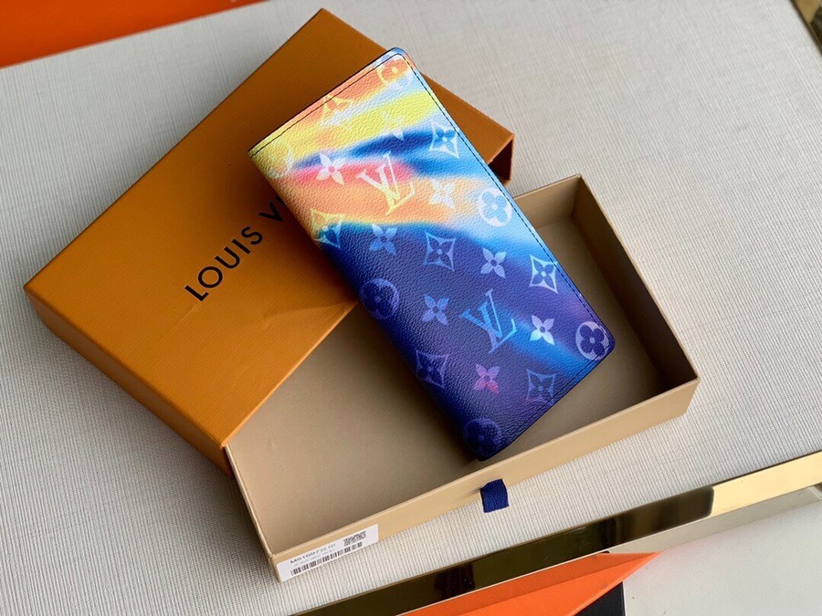 Louis Vuitton Brazza wallet M80957