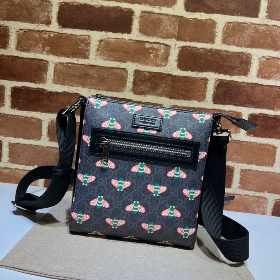 Gucci Bestiary series messenger bag with bee pattern 681021
