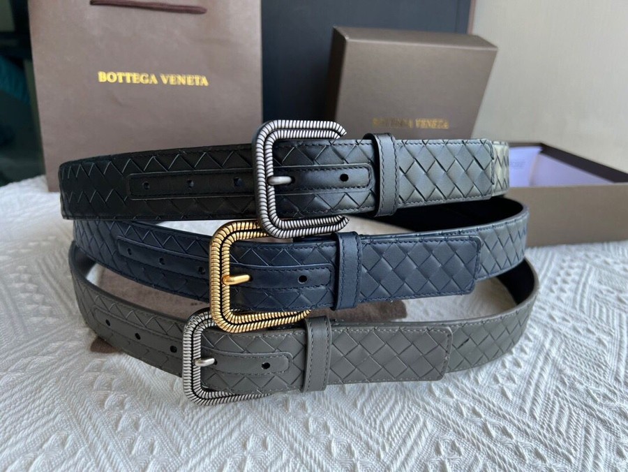Bottega Veneta Retro style textured metal buckle men s 3.5cm belt