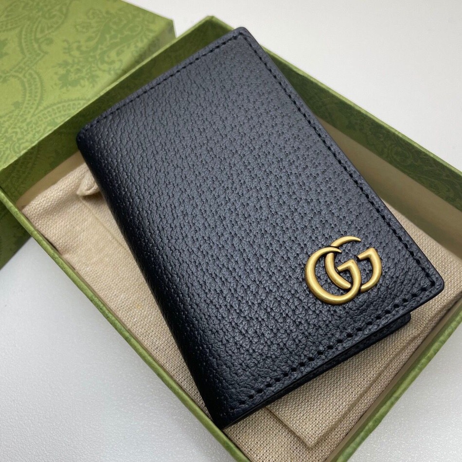 Gucci GG Marmont series card holder