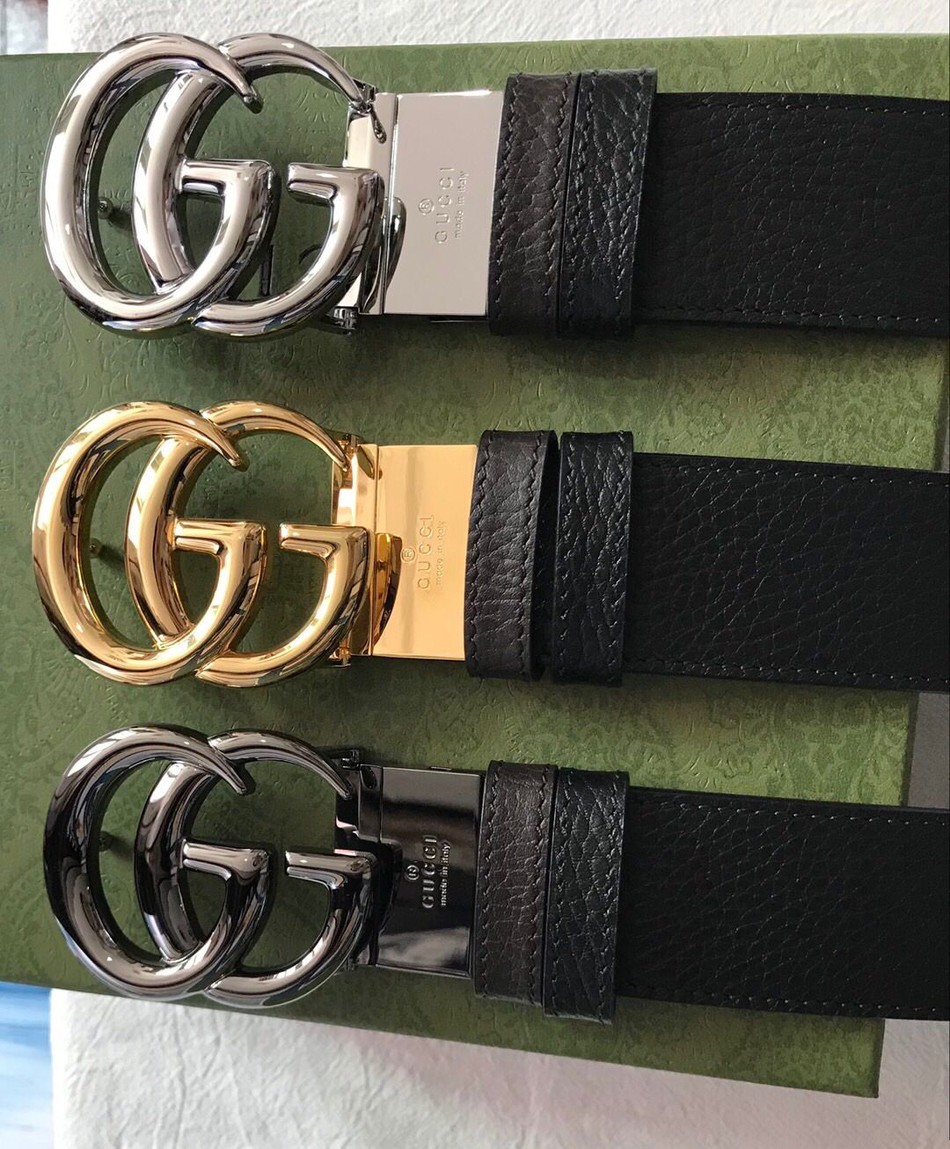 Gucci G-shaped rotating metal clip buckle cowhide grained 37mm