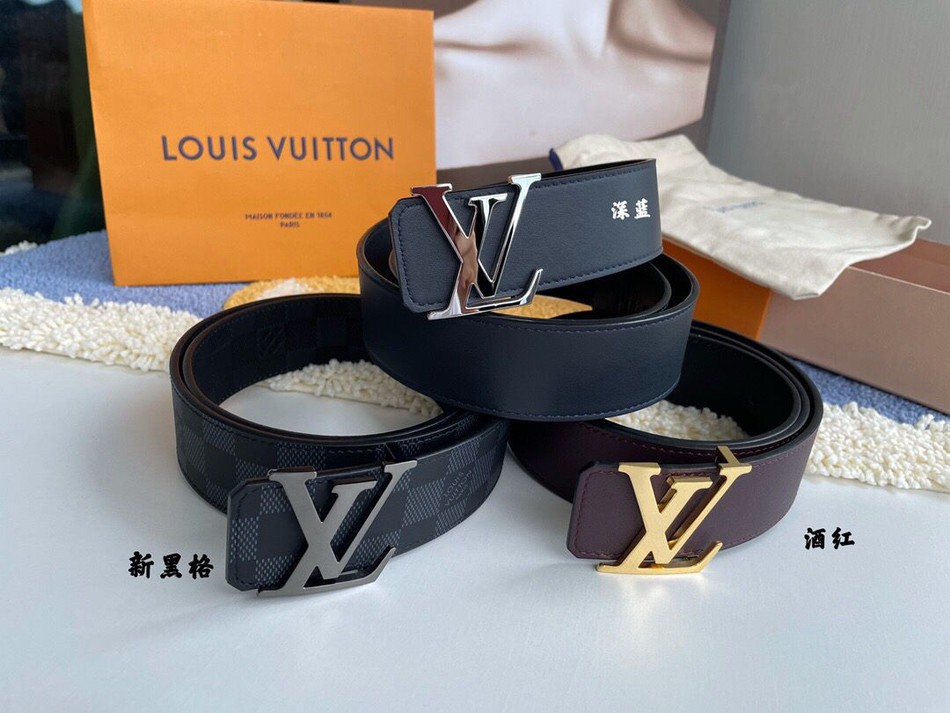 Louis Vuitton Letter Logo Metal Leather Men s Belt 40mm