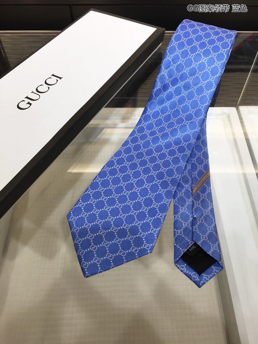 Gucci Jacquard silk GG pattern men s tie