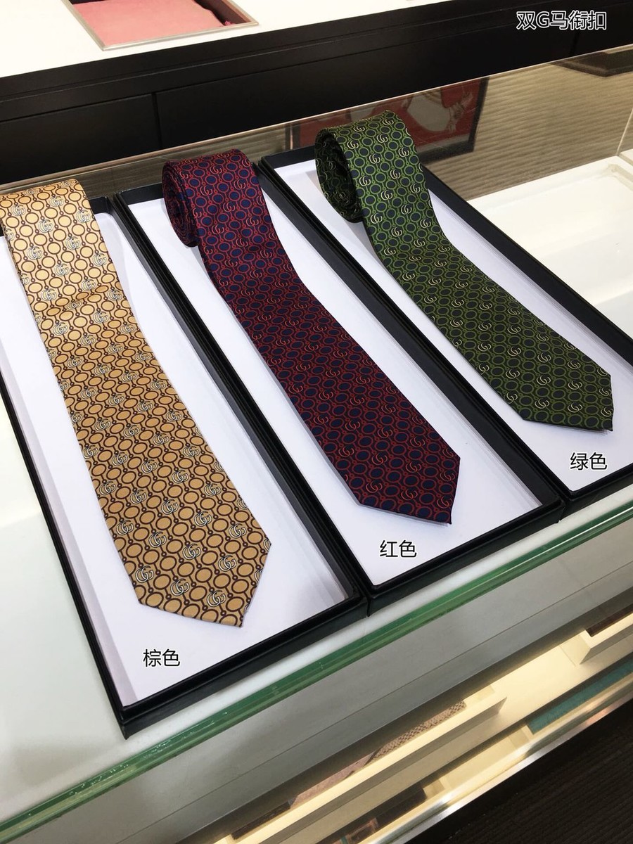 Gucci Jacquard silk GG horsebit tie