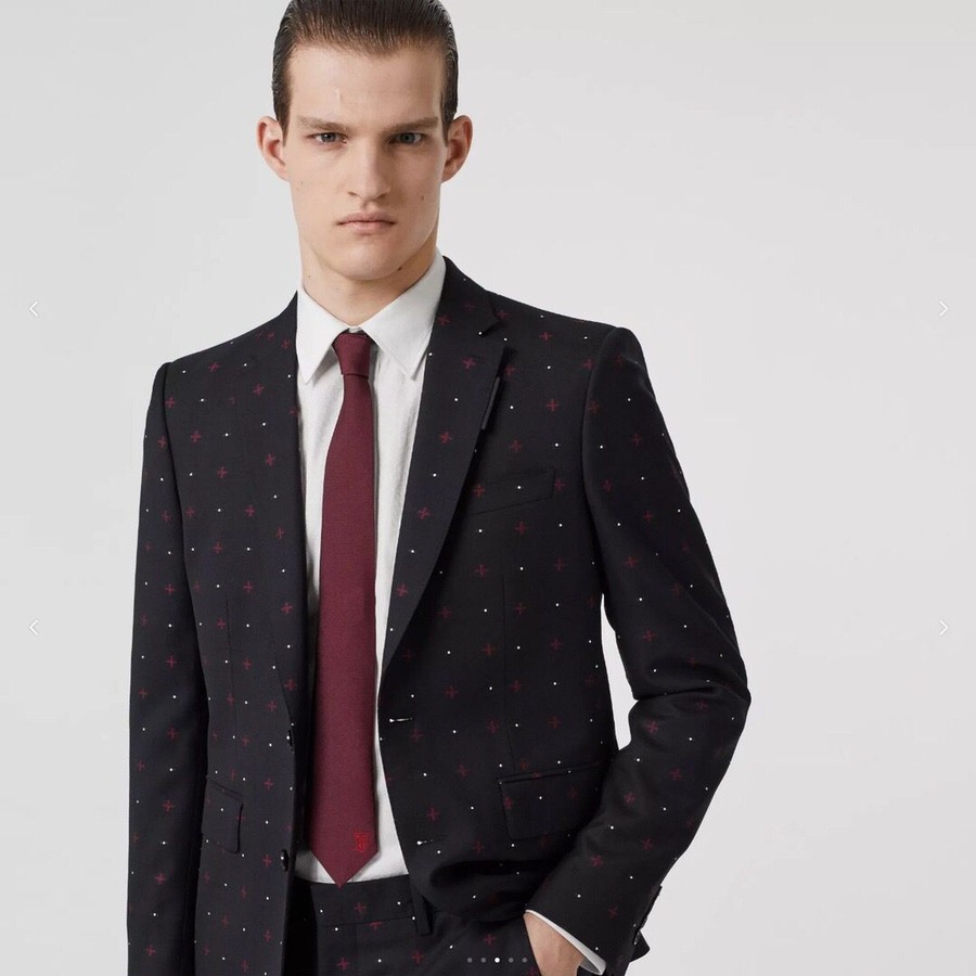 Burberry Jacquard silk B logo tie