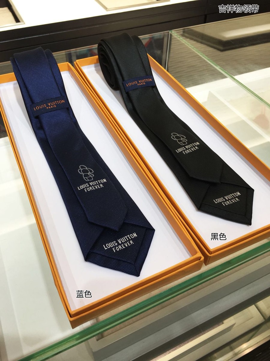 Louis Vuitton Jacquard silk mascot tie