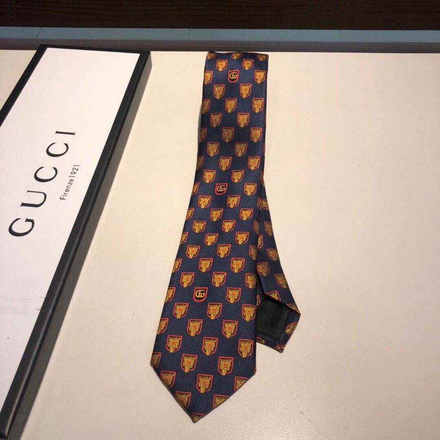 Gucci Jacquard silk handmade men s tie