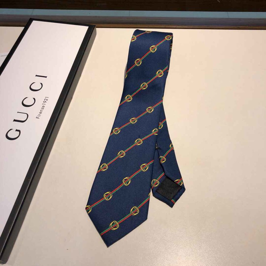 Gucci Jacquard silk men s tie