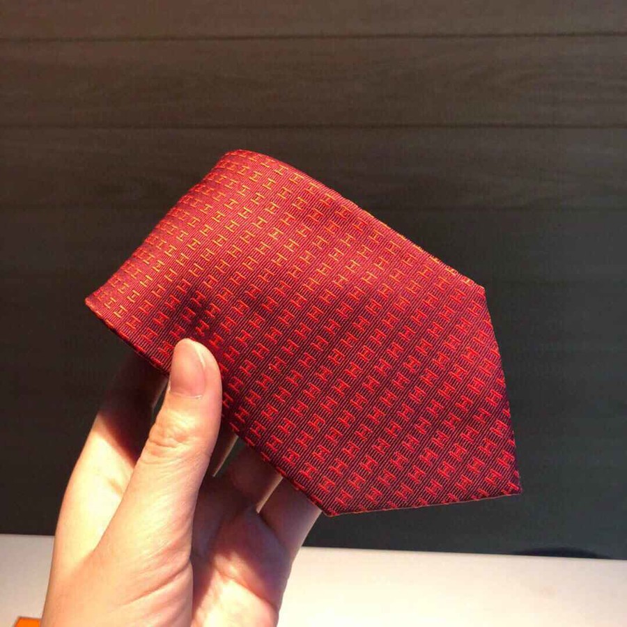 Hermes Twill silk men s tie