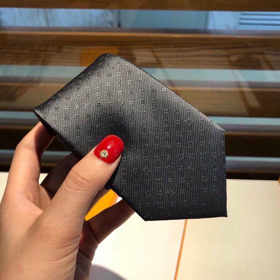 Louis Vuitton Small Logo Jacquard Jacquard Silk Men s Tie