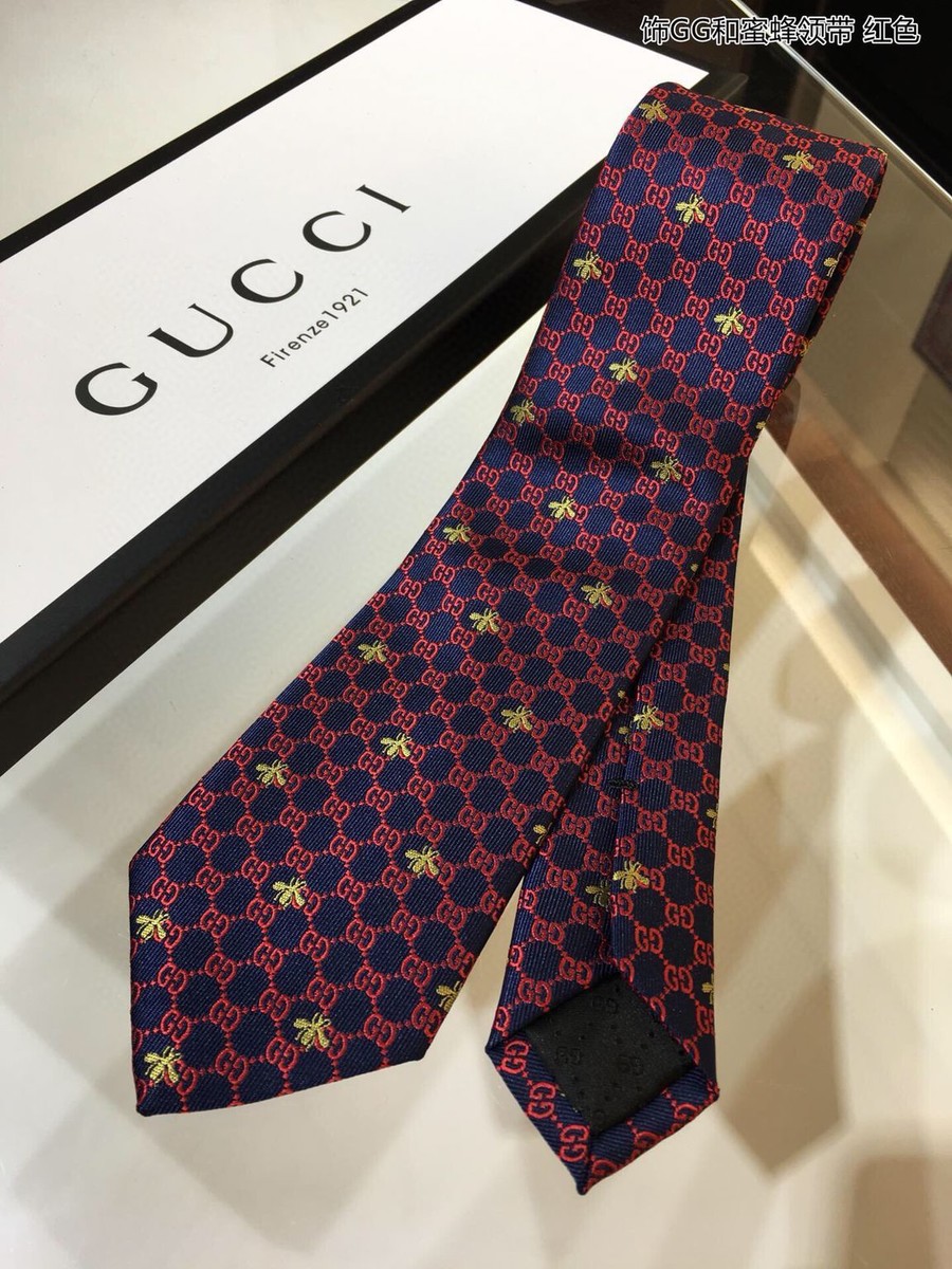 Gucci Jacquard silk embellished GG and bee tie