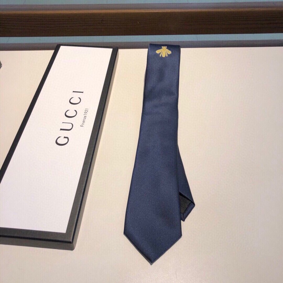 Gucci Silk tie with golden bee embroidery