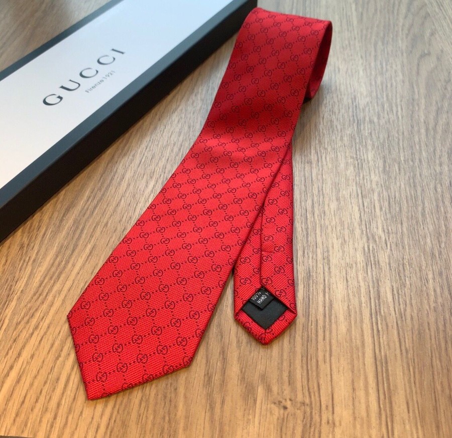 Gucci Jacquard silk men s tie