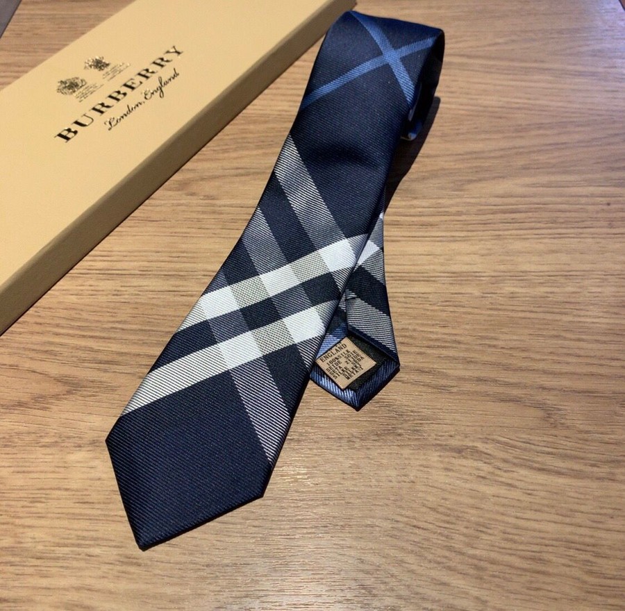 Burberry Jacquard silk vintage check men s tie