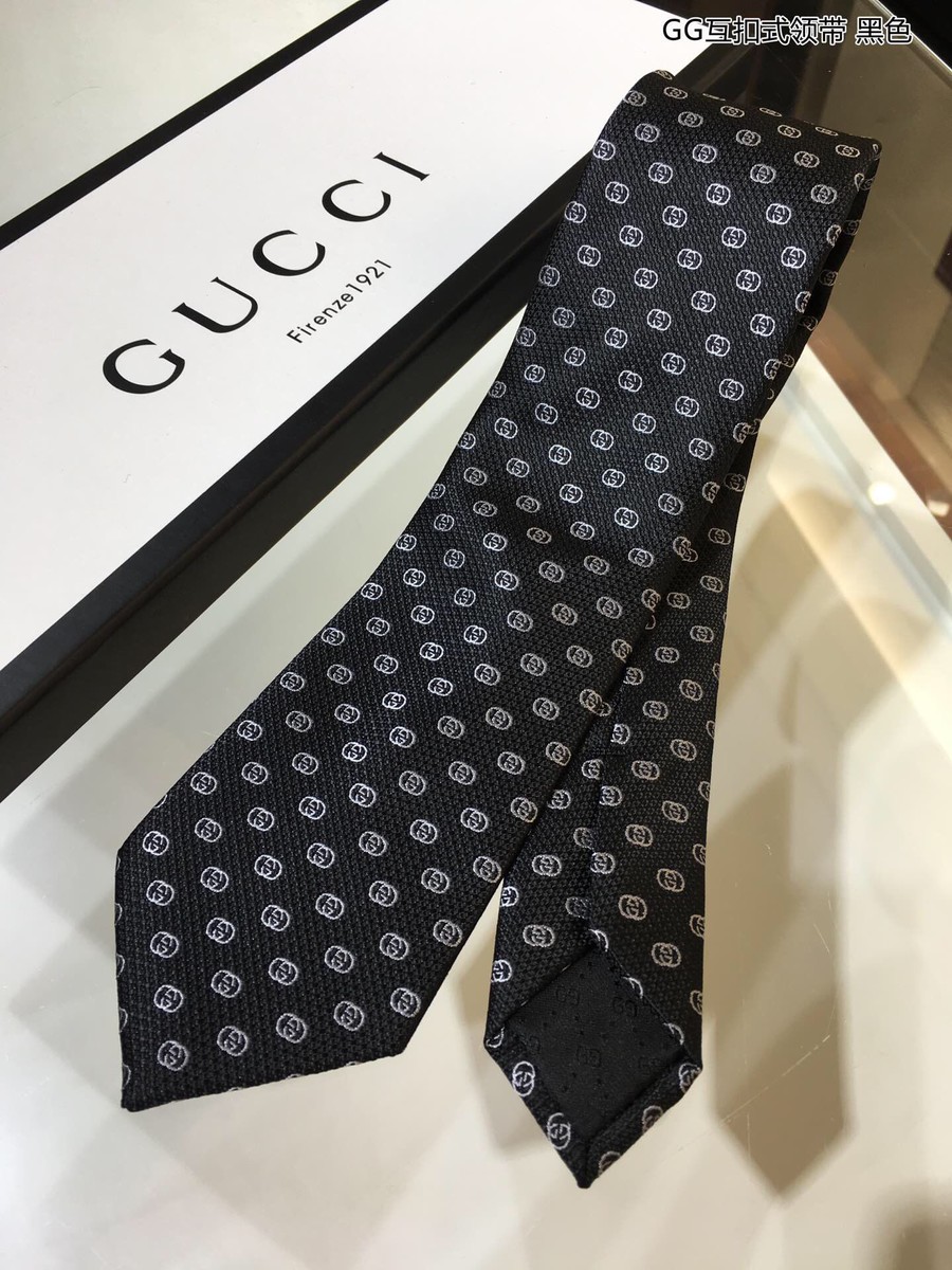 Gucci Jacquard silk GG interlocking tie