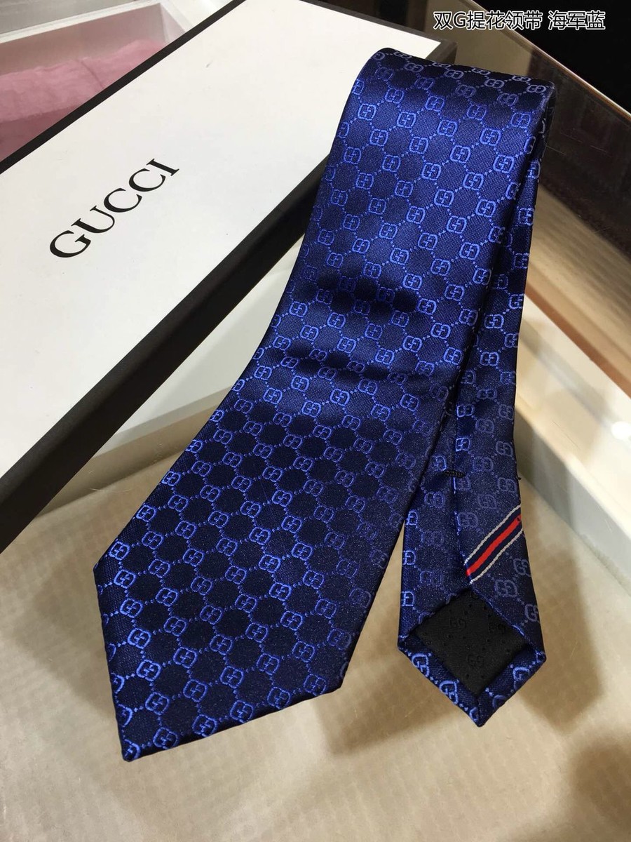 Gucci Jacquard silk GG jacquard tie