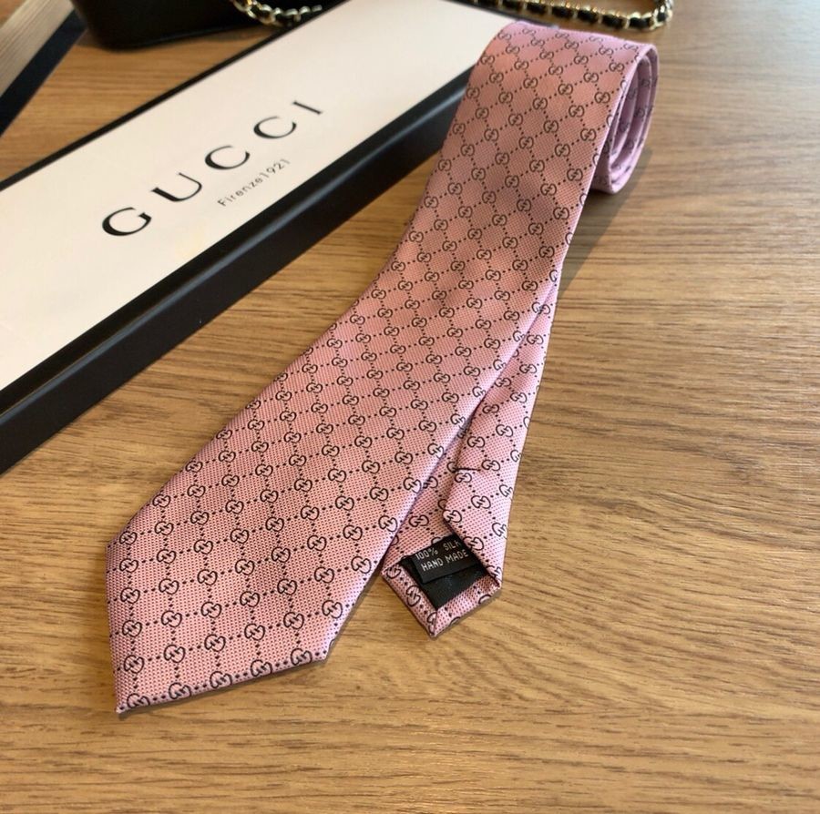 Gucci Jacquard silk men s tie