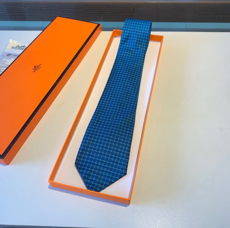 Hermes Twill silk men s tie