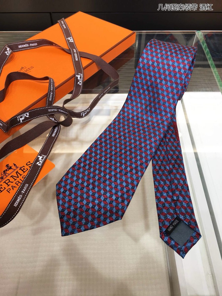 Hermes Twill silk geometric pattern tie