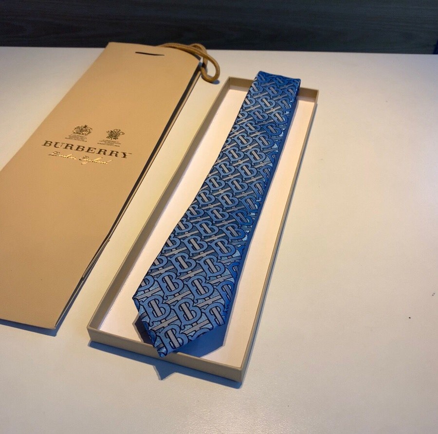 Burberry Jacquard silk TB logo tie