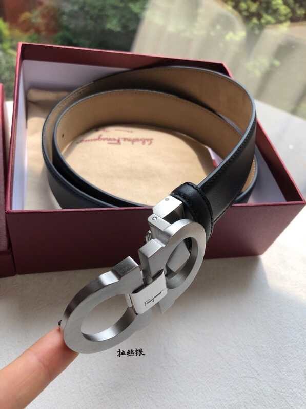 Ferragamo Men s leather belt with metal plate buckle 3.5cm
