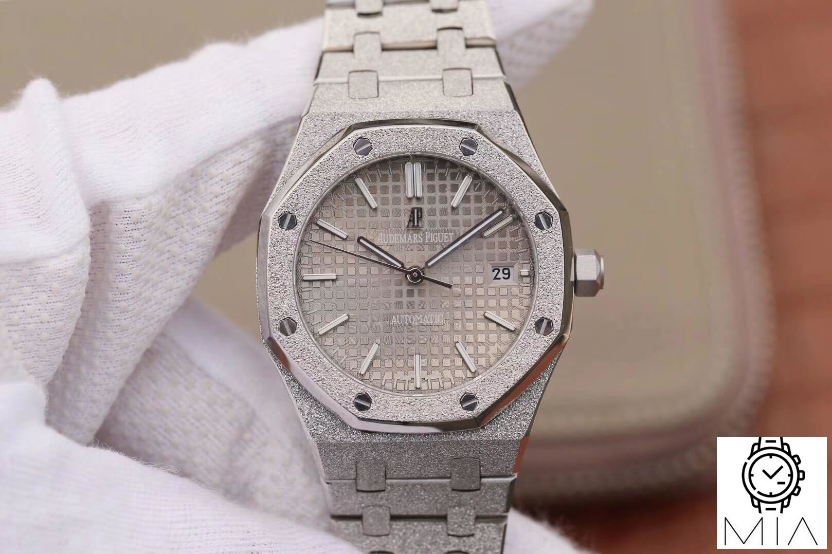 Audemars Piguet Royal Oak 15454BC.GG.1259BC.01 JH Factory White Gold Watch