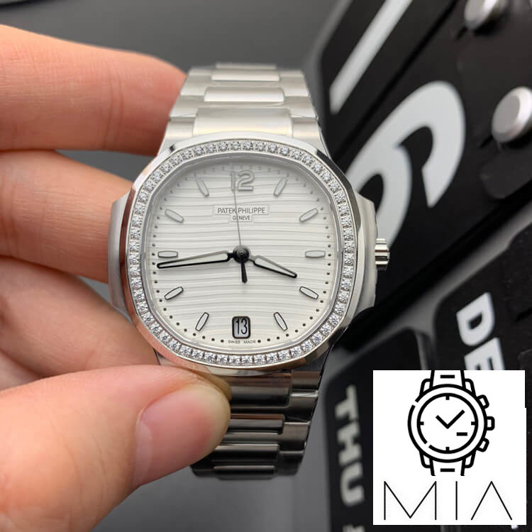 Patek Philippe Nautilus 7118/1200A-010 3K Factory Diamond-Set Bezel