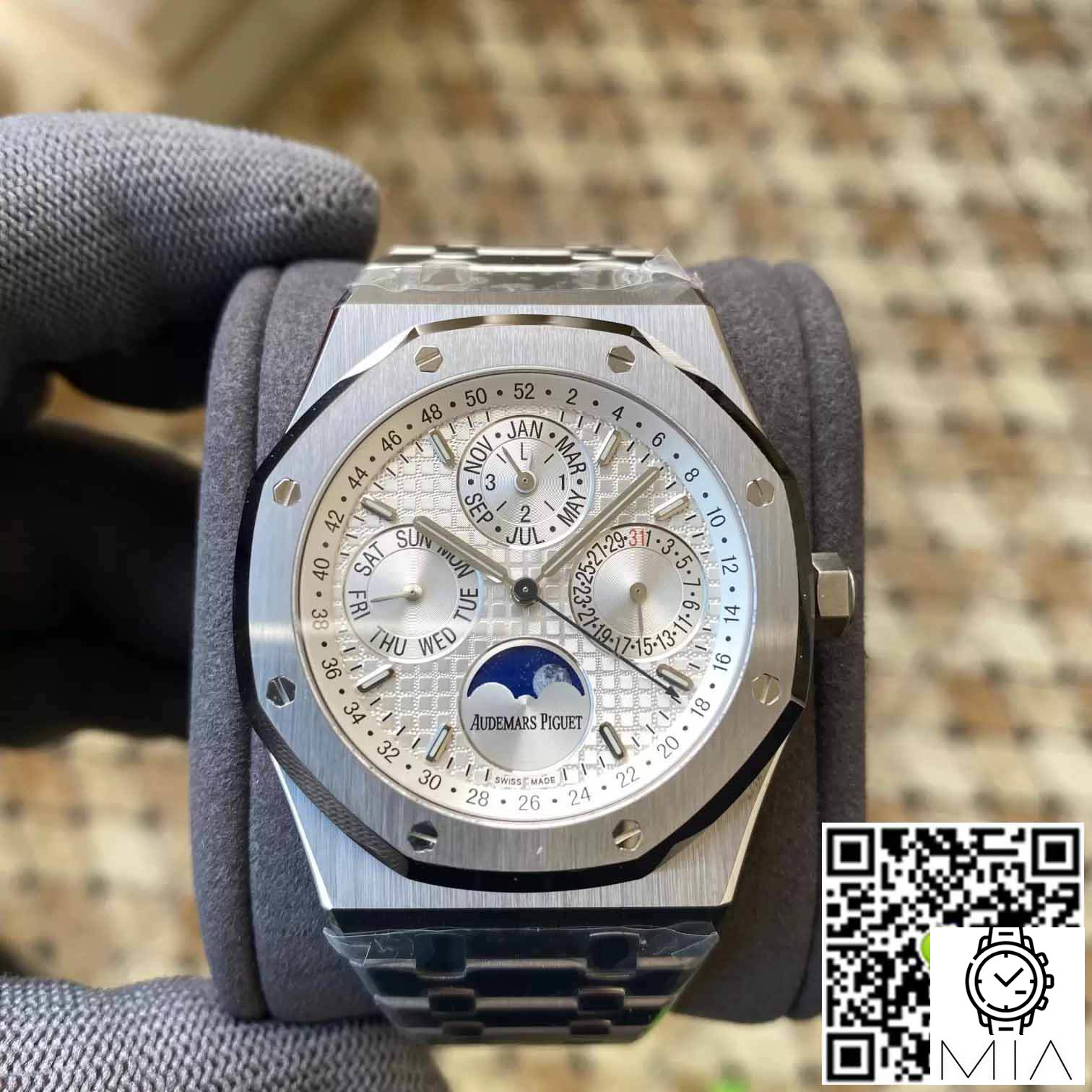 Audemars Piguet Royal Oak 26574ST.OO.1220ST.001 APS Factory Titanium Case