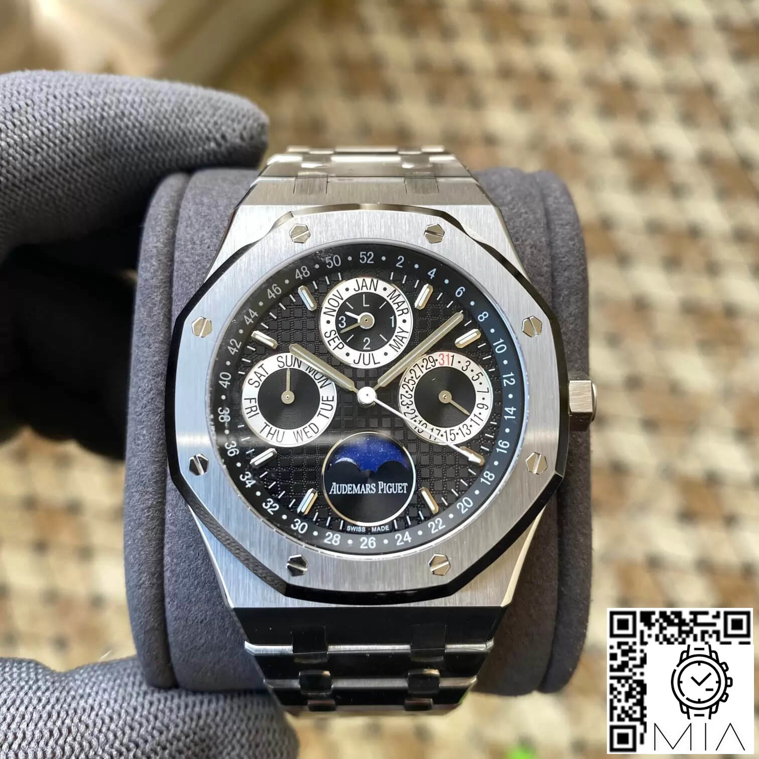 Audemars Piguet Royal Oak 26597PT.OO.1220PT.01 APS Factory Black Dial