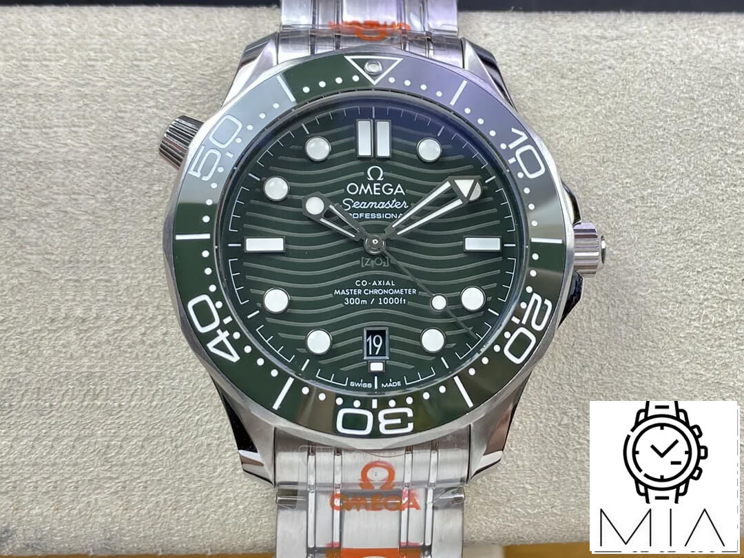 Omega Seamaster Diver 300M 210.30.42.20.10.001 VS Factory Green Dial Bezel