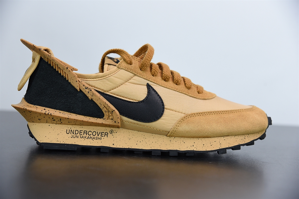 Nike Daybreak Undercover University Red (W)